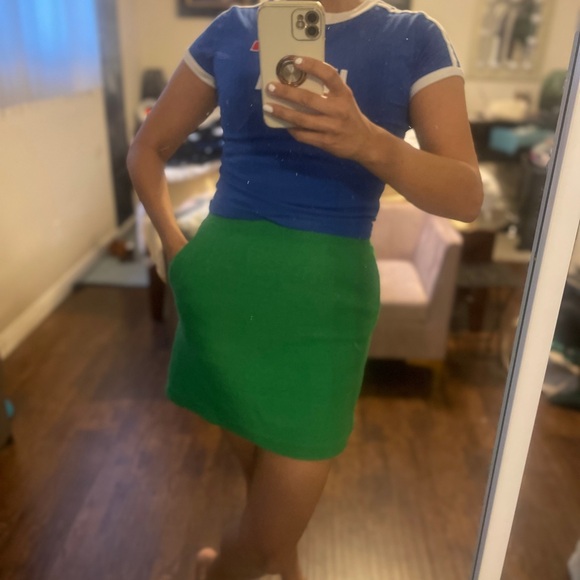 NWT Kinsley Mini-Skirt by Babaton - Picture 3 of 10